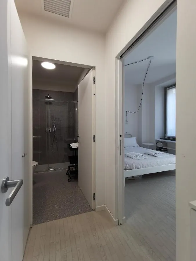 L'Arche Canonica - Pretty Little House Apartment Milan 0*,